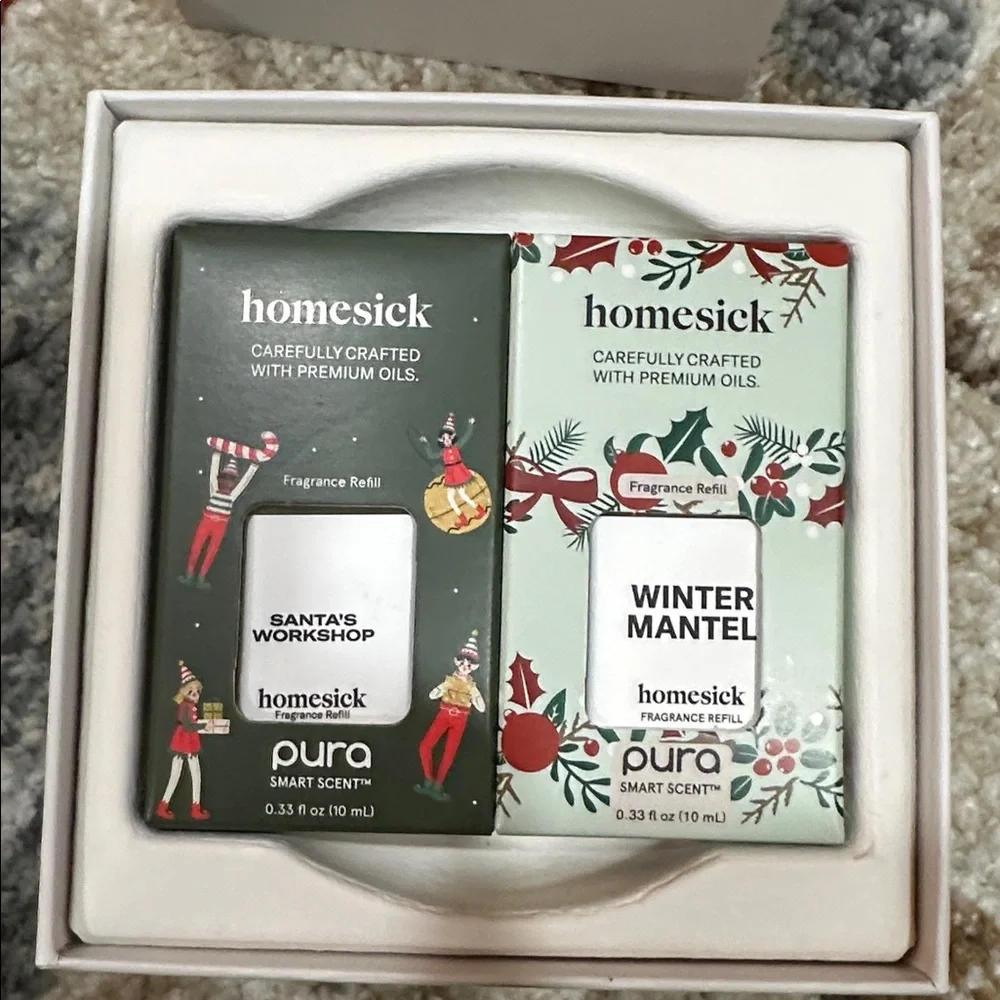 PURA 4 X HOMESICK Smart Fragrance Diffuser with Santa's Workshop & Winter Mantel